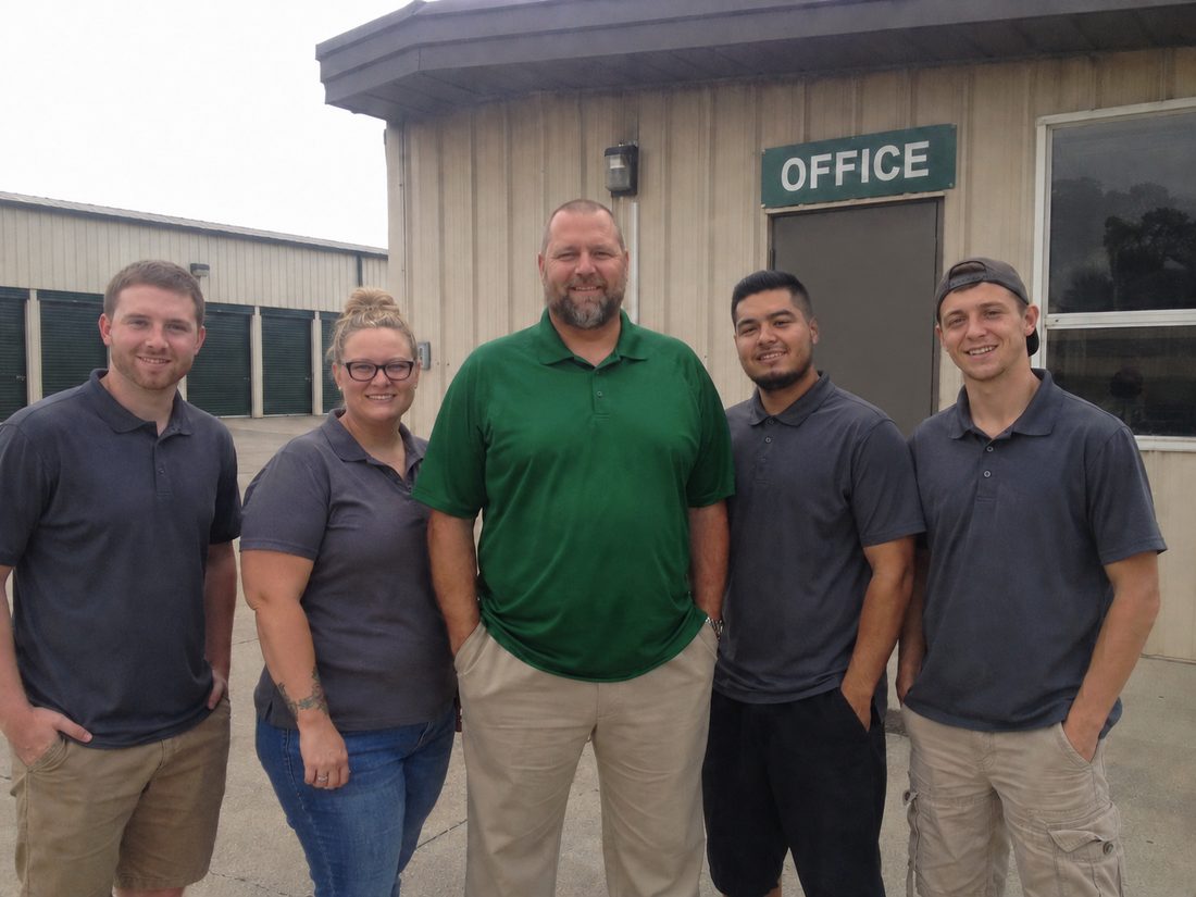Pest control professionals in Palm Desert, CA